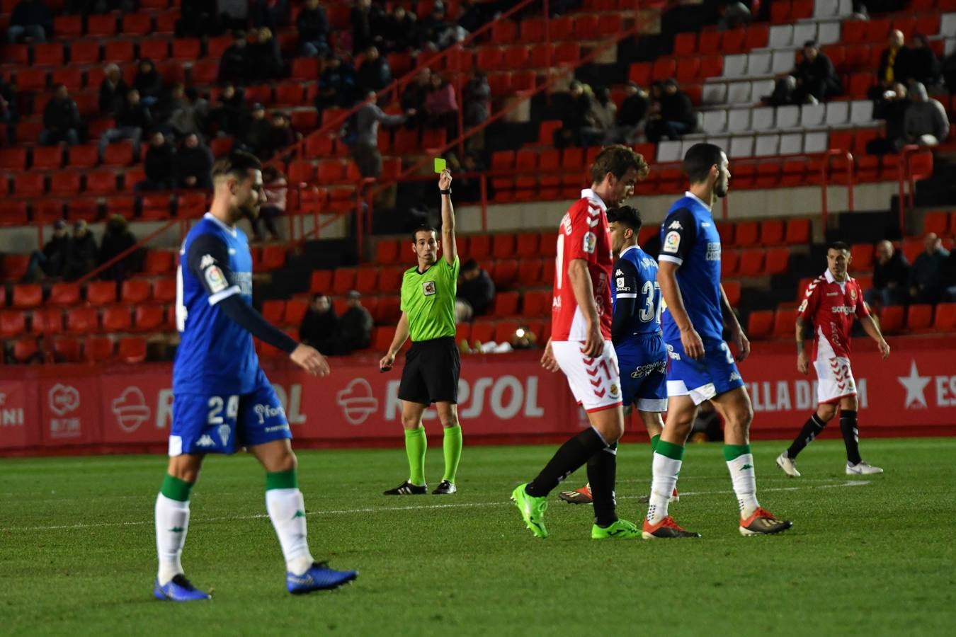 La derrota del Córdoba CF ante el Nástic, en imágenes