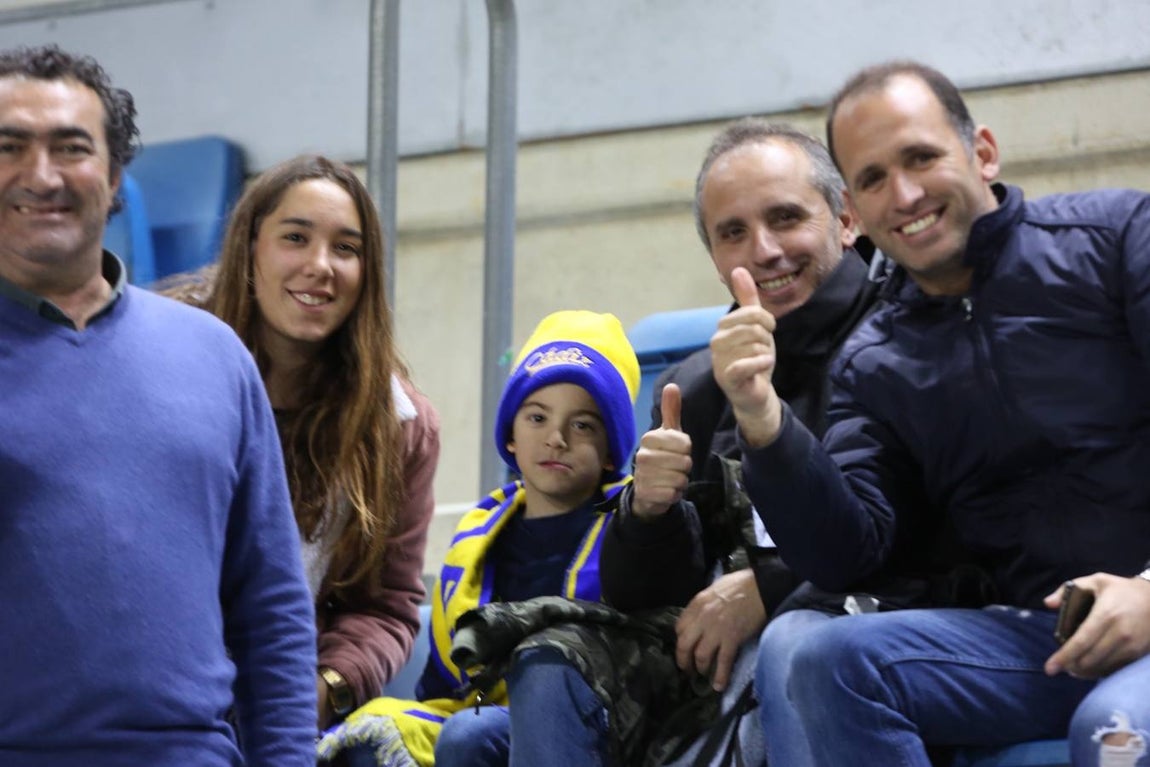 Búscate en las gradas del Carranza en el Cádiz CF-Granada