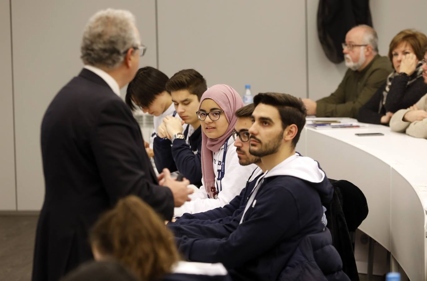 El «Open Day» de la Universidad Loyola, en imágenes