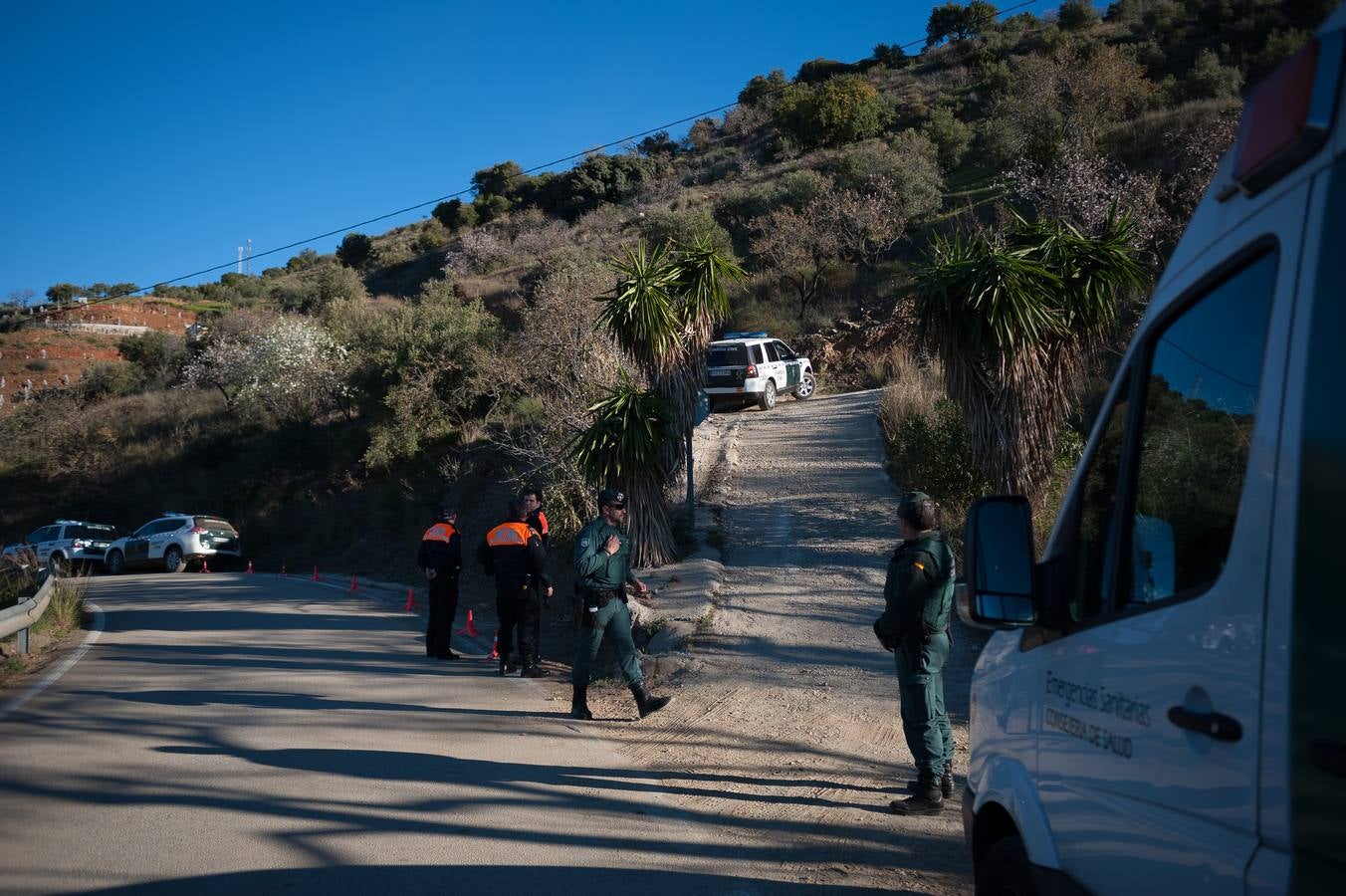 Rescate de un niño de 2 años que cayó a un pozo en la localidad malagueña de Totalán