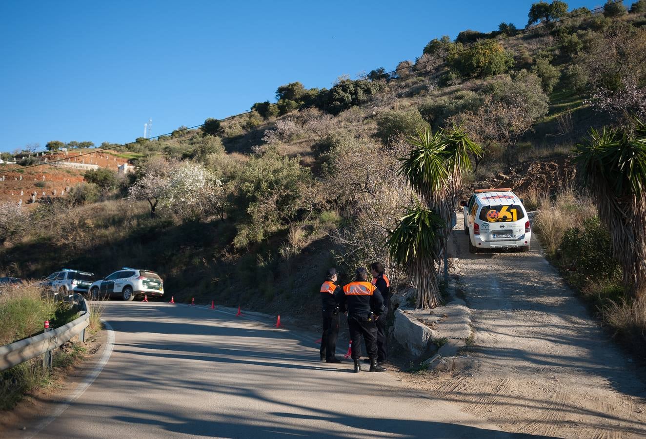 Rescate de un niño de 2 años que cayó a un pozo en la localidad malagueña de Totalán