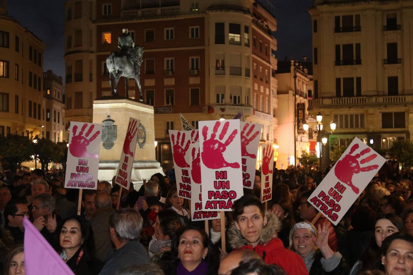 La protesta feminista en Córdoba, en imágenes