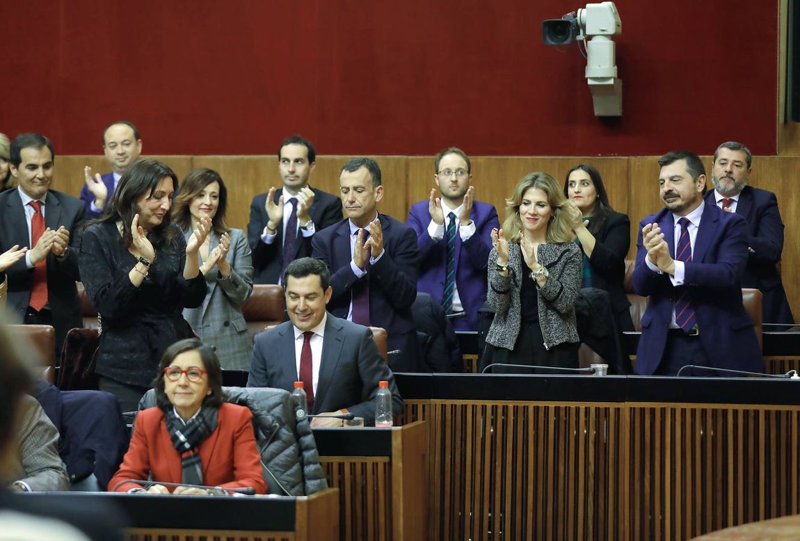 En imágenes, la investidura de Juanma Moreno Bonilla