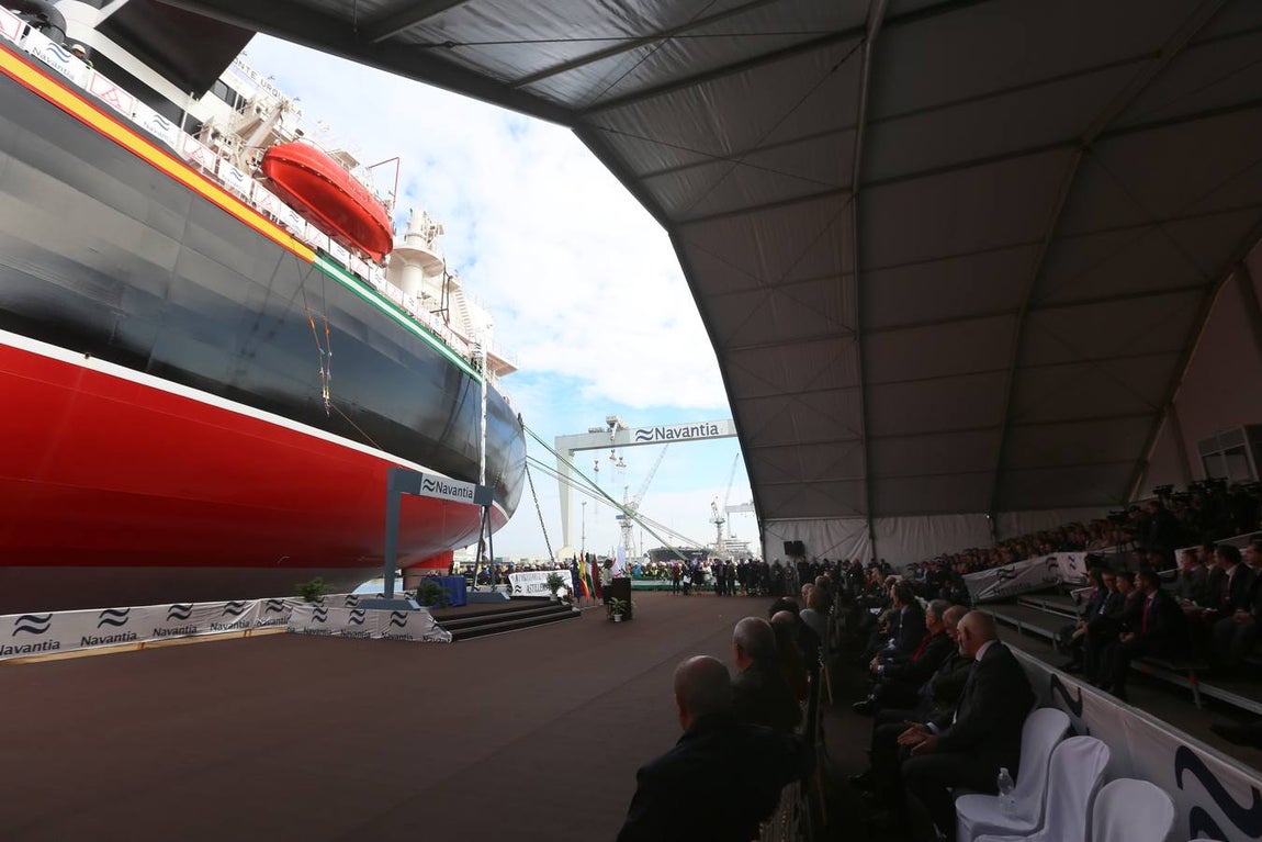 Fotos: Navantia entrega el tercer petrolero, Monte Urquiola, al grupo vasco Ibaizabal