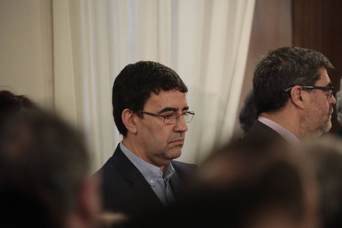 La toma de posesión de Moreno como presidente de la Junta, en imágenes