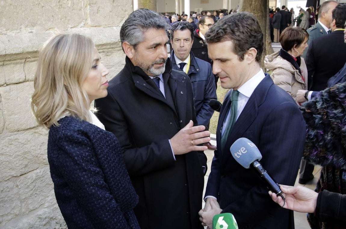 Las caras de la toma de posesión de Juanma Moreno