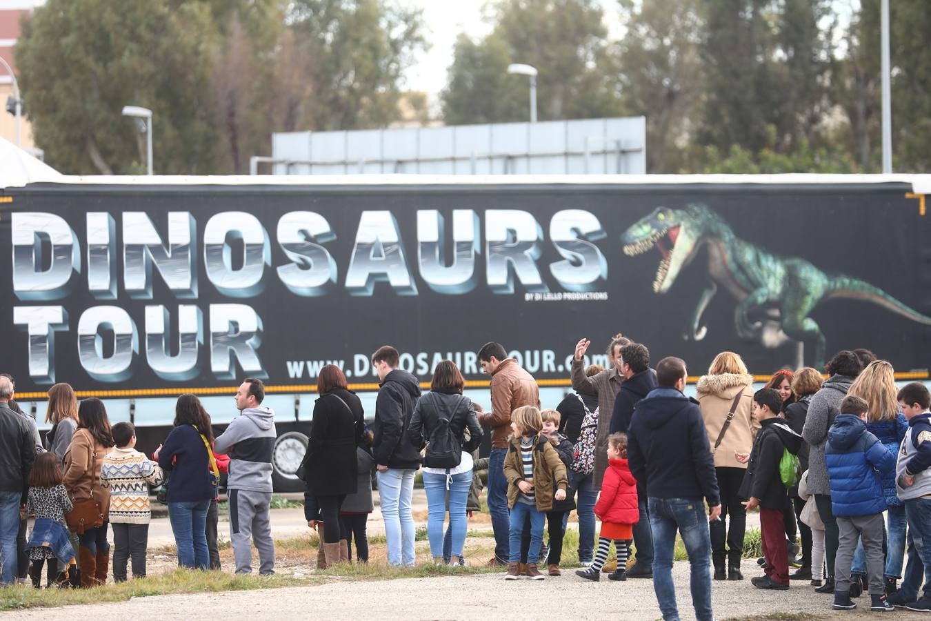 Dinosaurs Tour ya se puede visitar en Cádiz