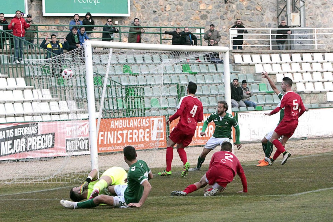 3-2: El Toledo derrota al Almagro y sigue pensando