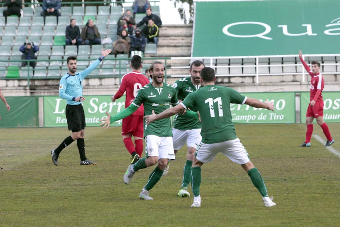 3-2: El Toledo derrota al Almagro y sigue pensando