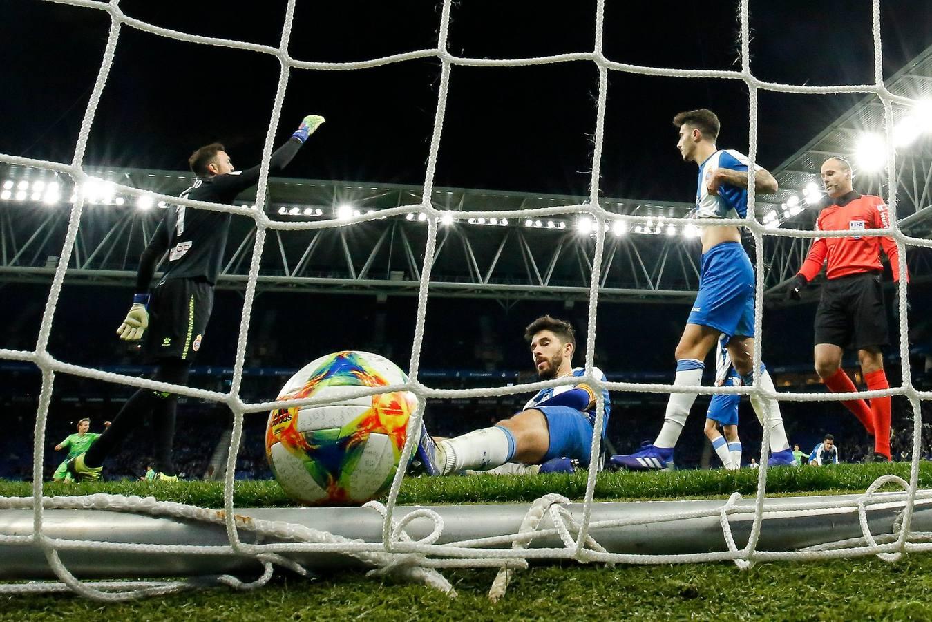 En imágenes, el partido de ida de la Copa del Rey Espanyol-Betis (1-1)