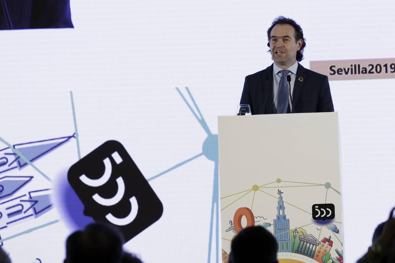 El Rey preside el II Foro de Gobiernos Locales en Sevilla