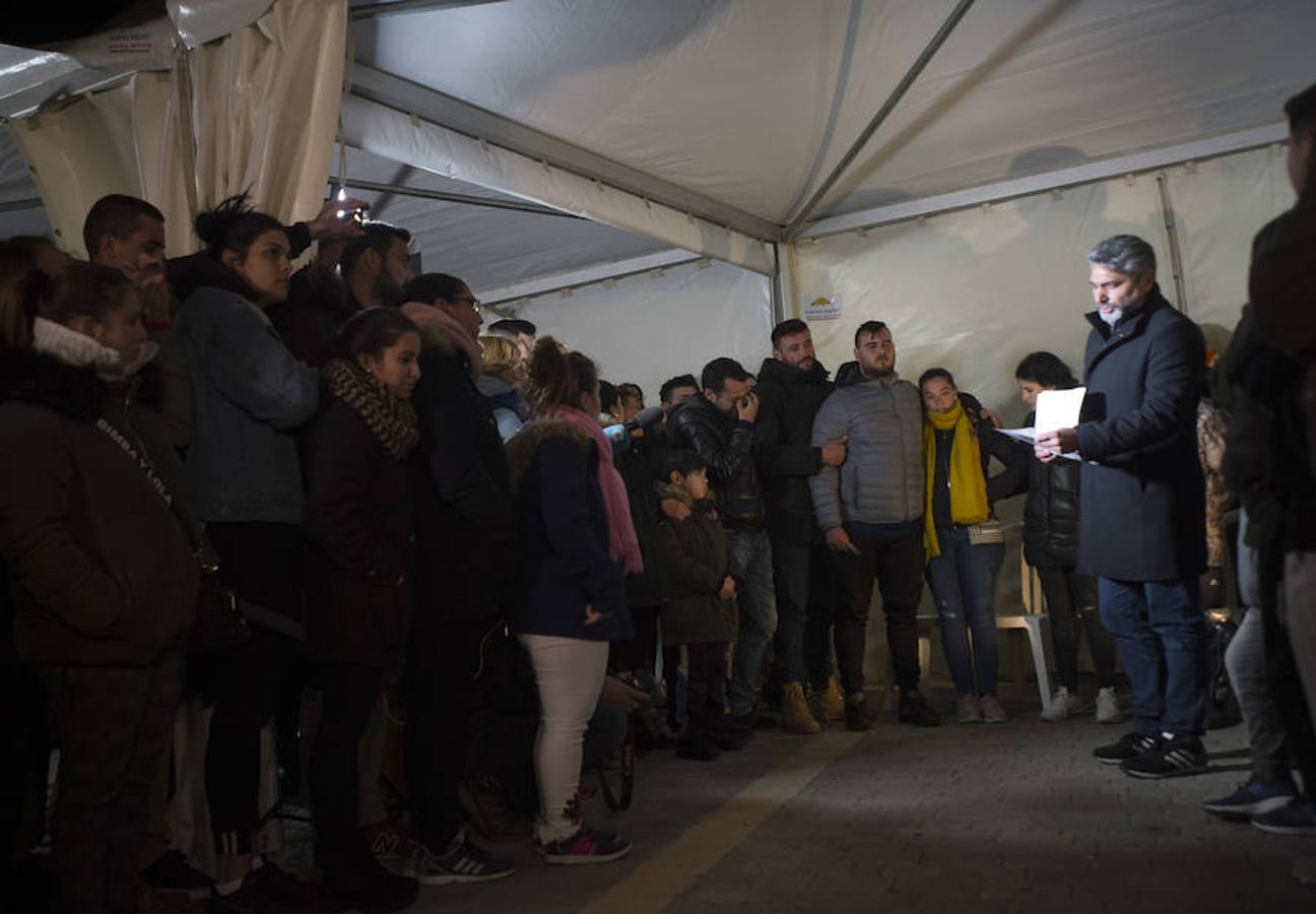 Gente de todas partes de España muestran su apoyo a los familiares de Julen