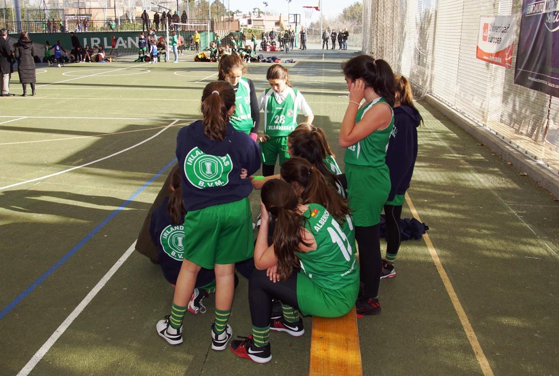 Las mejores imágenes del encuentro BVM Irlandesas - Menesiano. 