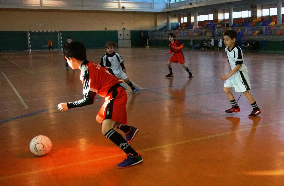 Las mejores imágenes del encuentro Merced 3C Escuelas Inter "C" - Sagrado Corazón de Jesús de Gutenberg "A". 