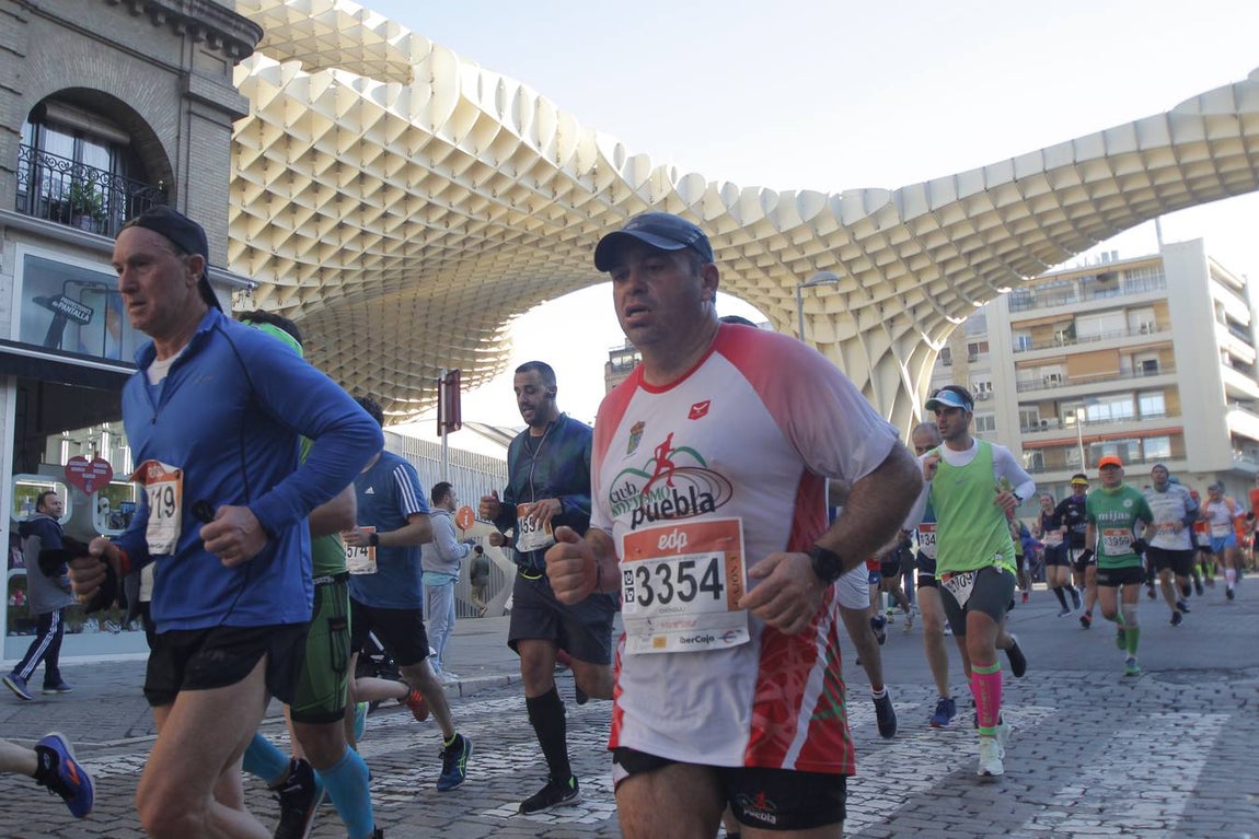 ¿Has corrido en la Medio Maratón de Sevilla? Búscate aquí (II)