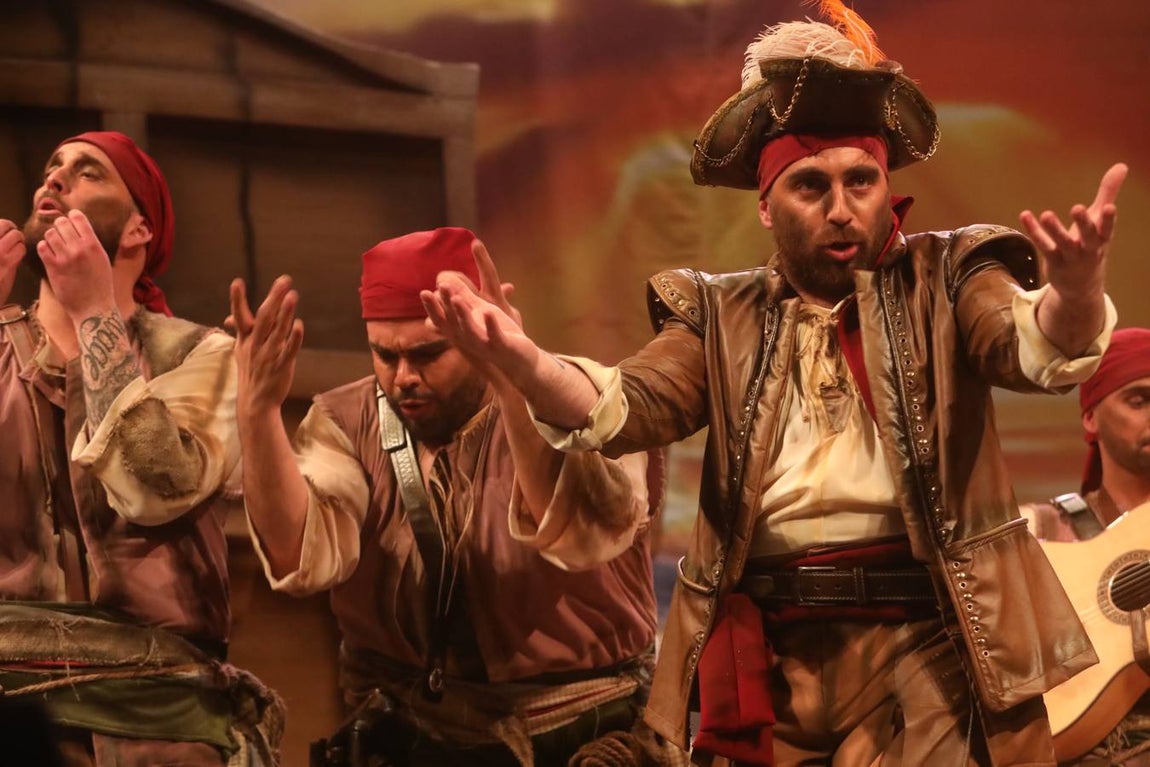 FOTOS: Comparsa A base de palos en el COAC 2019