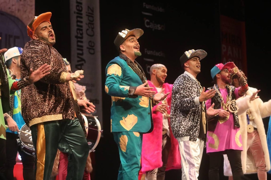 FOTOS: chirigota Daddy Cadi en el COAC 2019