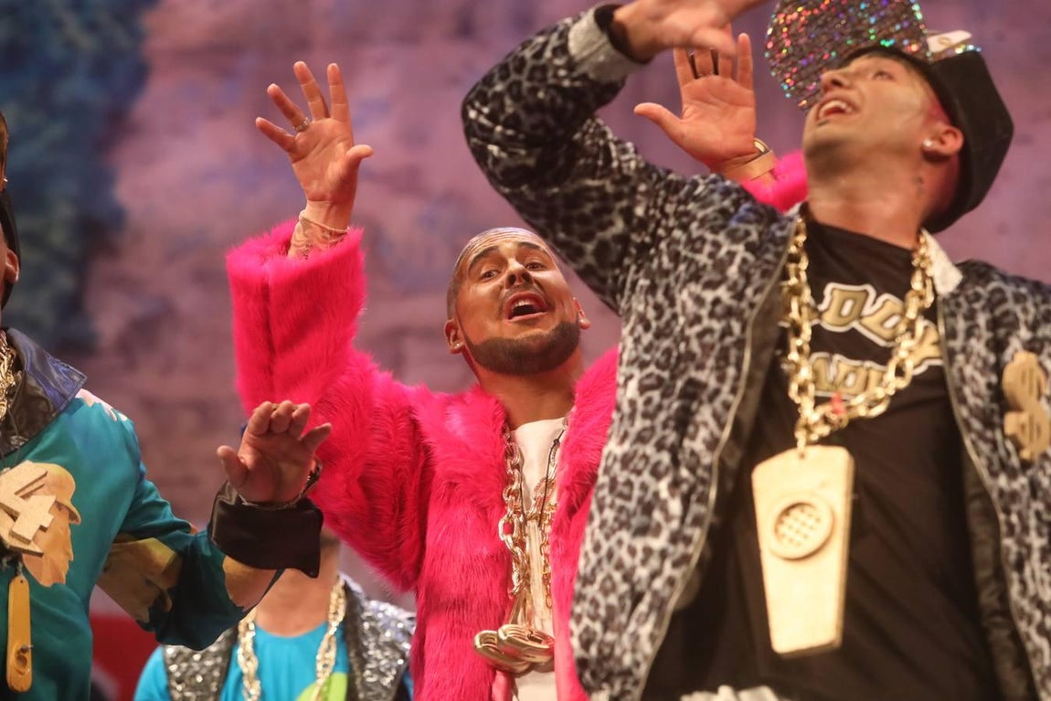 FOTOS: chirigota Daddy Cadi en el COAC 2019