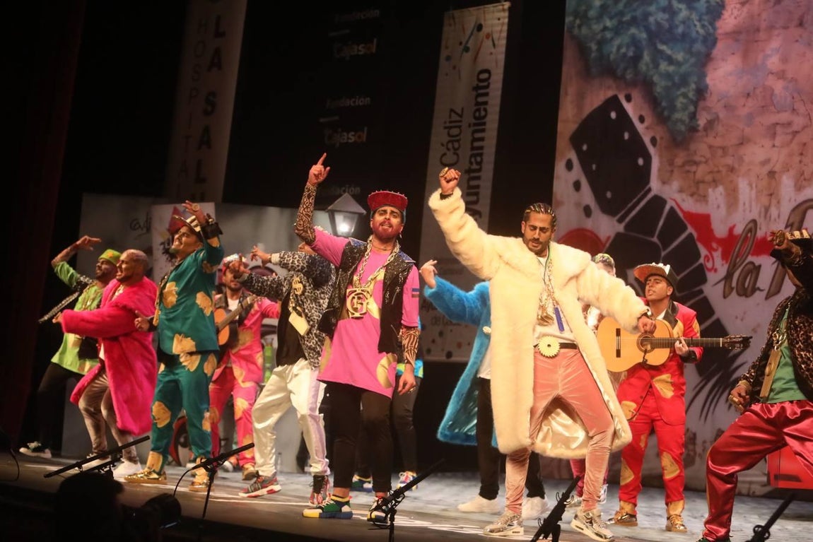 FOTOS: chirigota Daddy Cadi en el COAC 2019