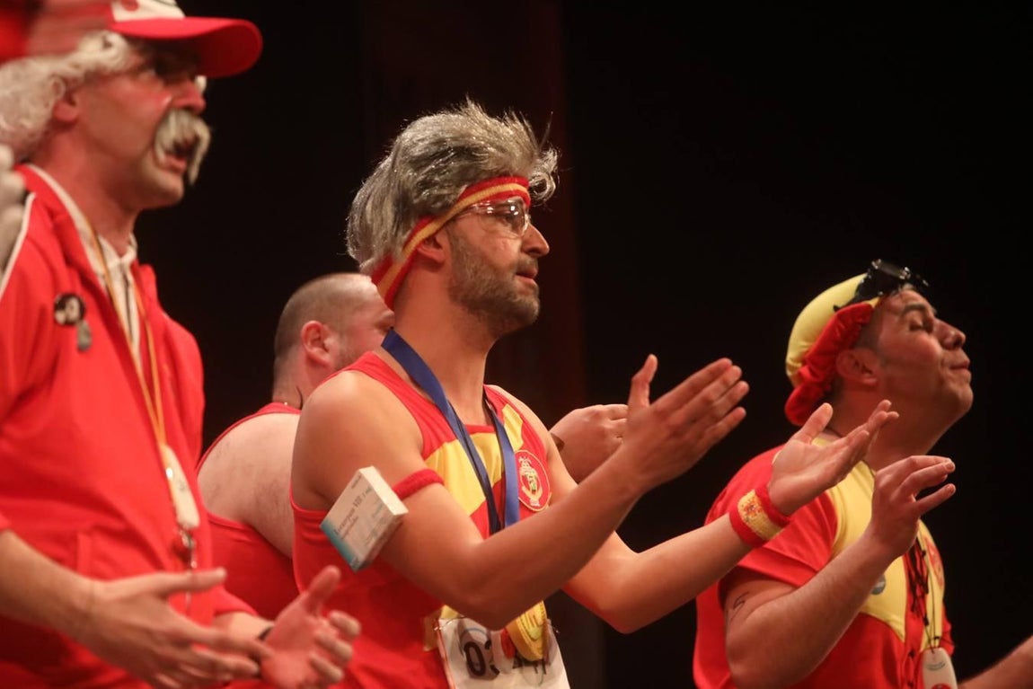 FOTOS: chirigota Pasando olímpicamente en el COAC 2019