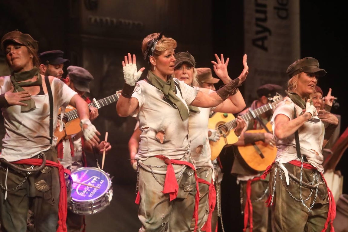 FOTOS: comparsa Las cachivache en el COAC 2019