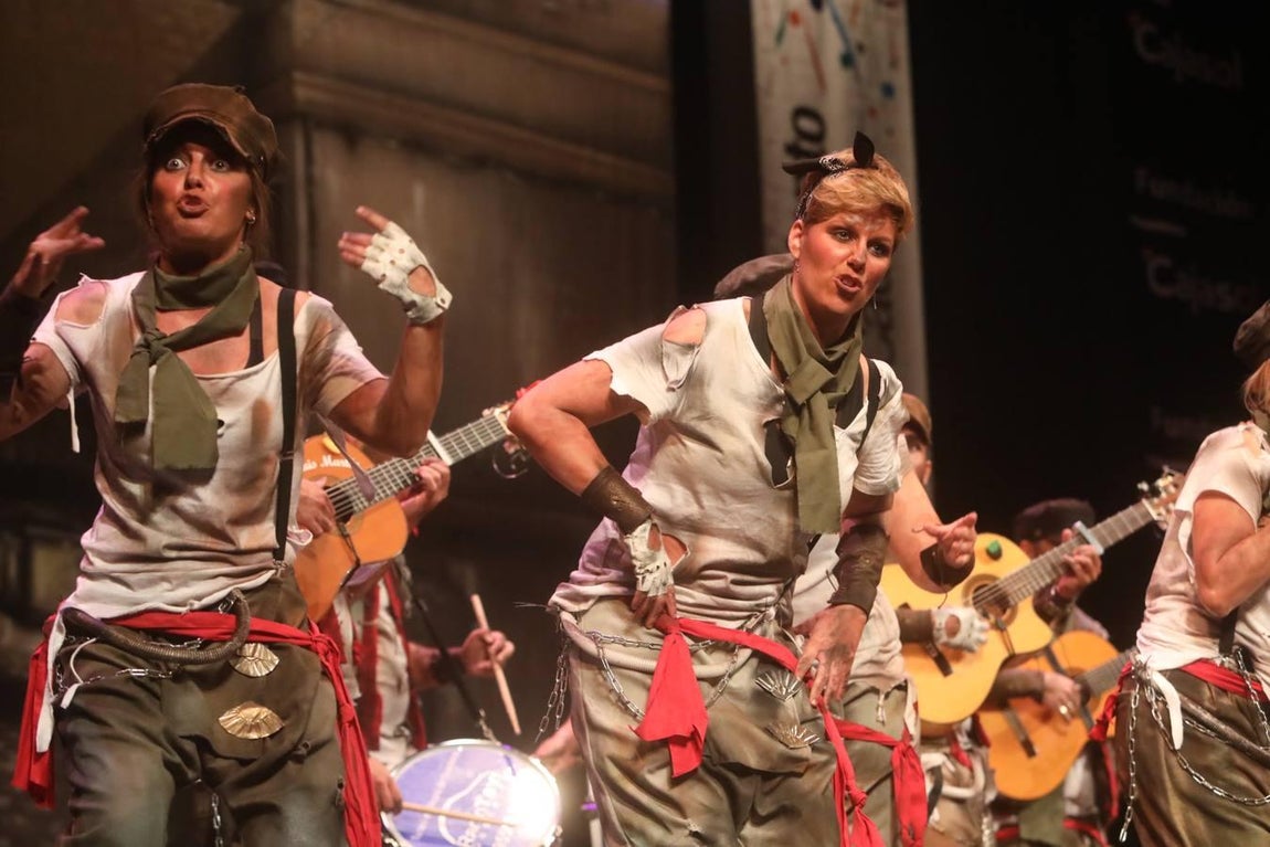 FOTOS: comparsa Las cachivache en el COAC 2019