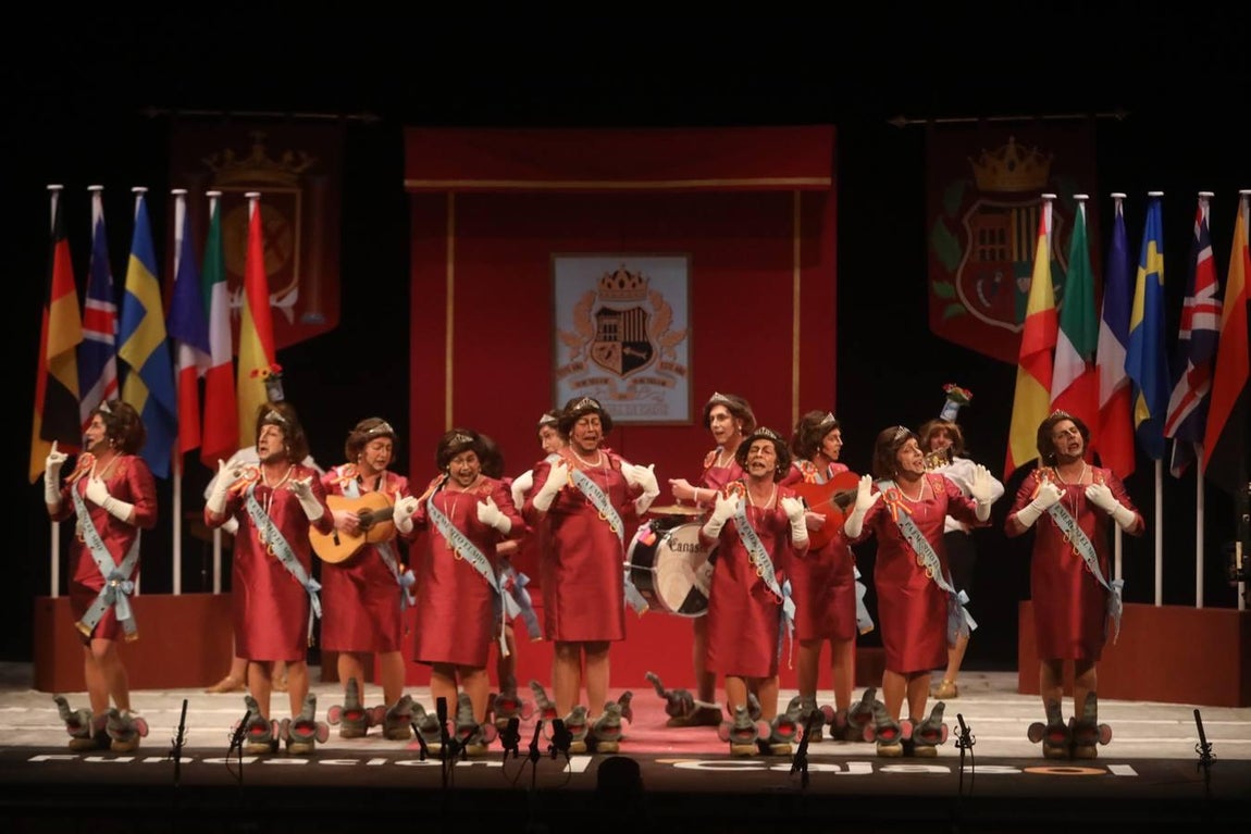 FOTOS: chirigota Este año ya me toca a mí