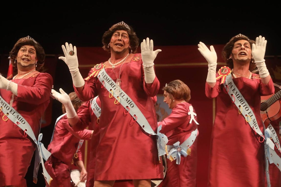 FOTOS: chirigota Este año ya me toca a mí