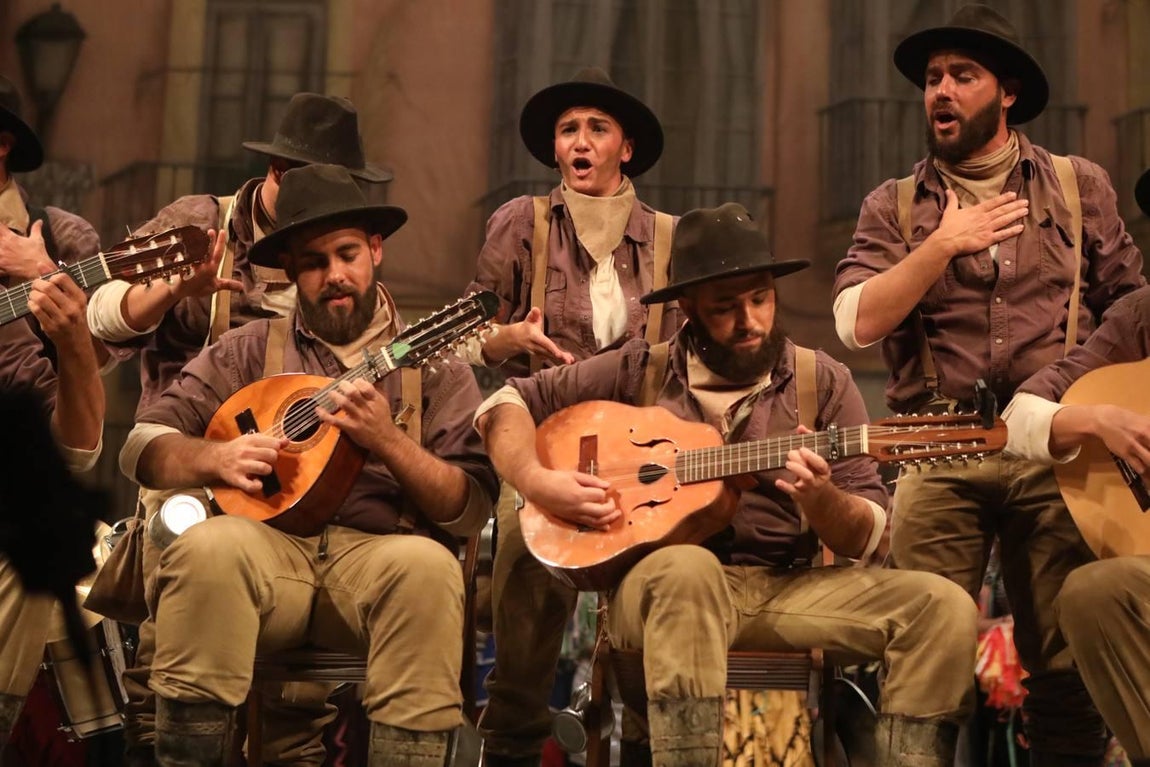 FOTO: comparsa Los buscadores