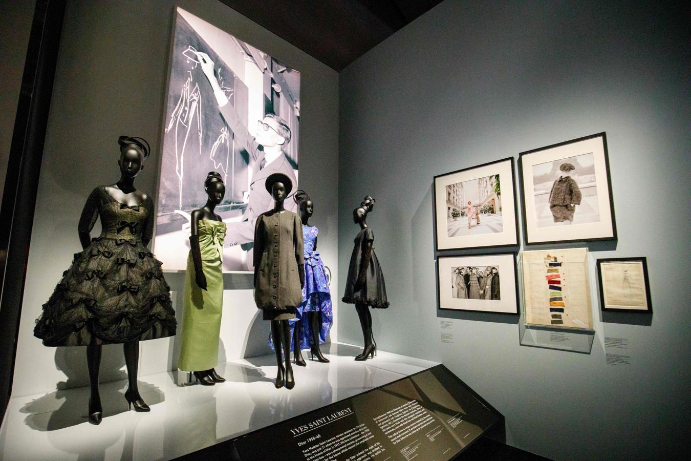 El Museo Victoria &amp;amp; Albert de Londres acoge la mayor retrospectiva de Dior