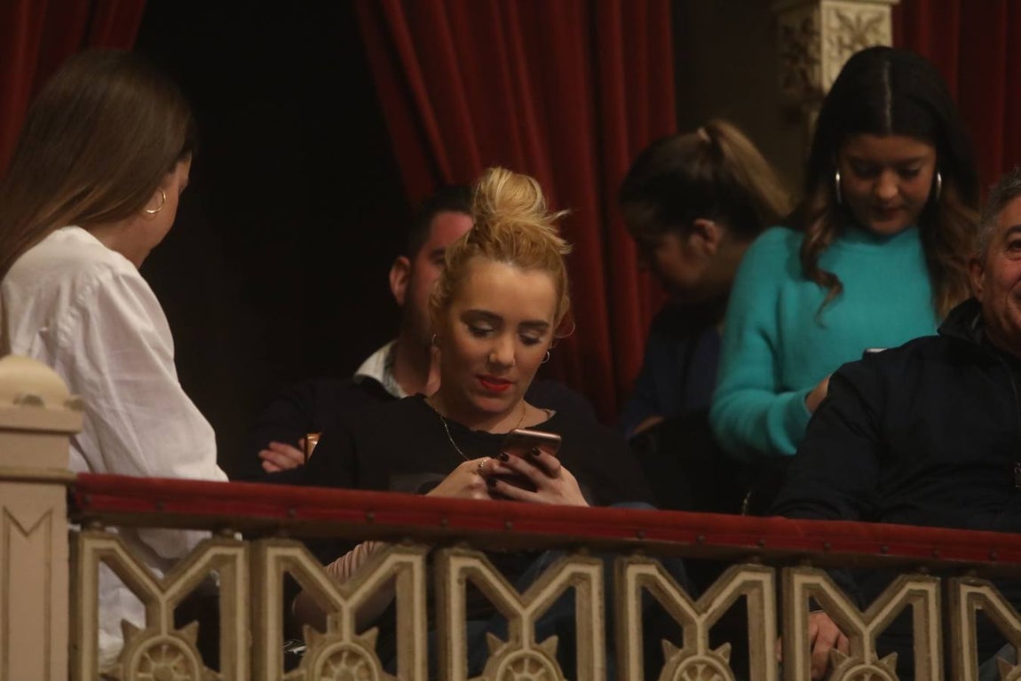 FOTOS: ¿Has ido al COAC este jueves? ¡Búscate en el Falla!