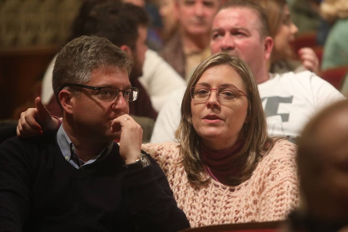 FOTOS: ¿Has ido al COAC este jueves? ¡Búscate en el Falla!