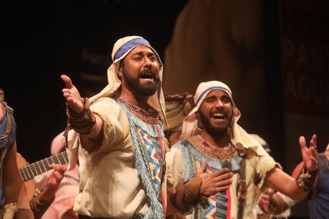 FOTOS: Comparsa La Tierra Prometida en el COAC 2019