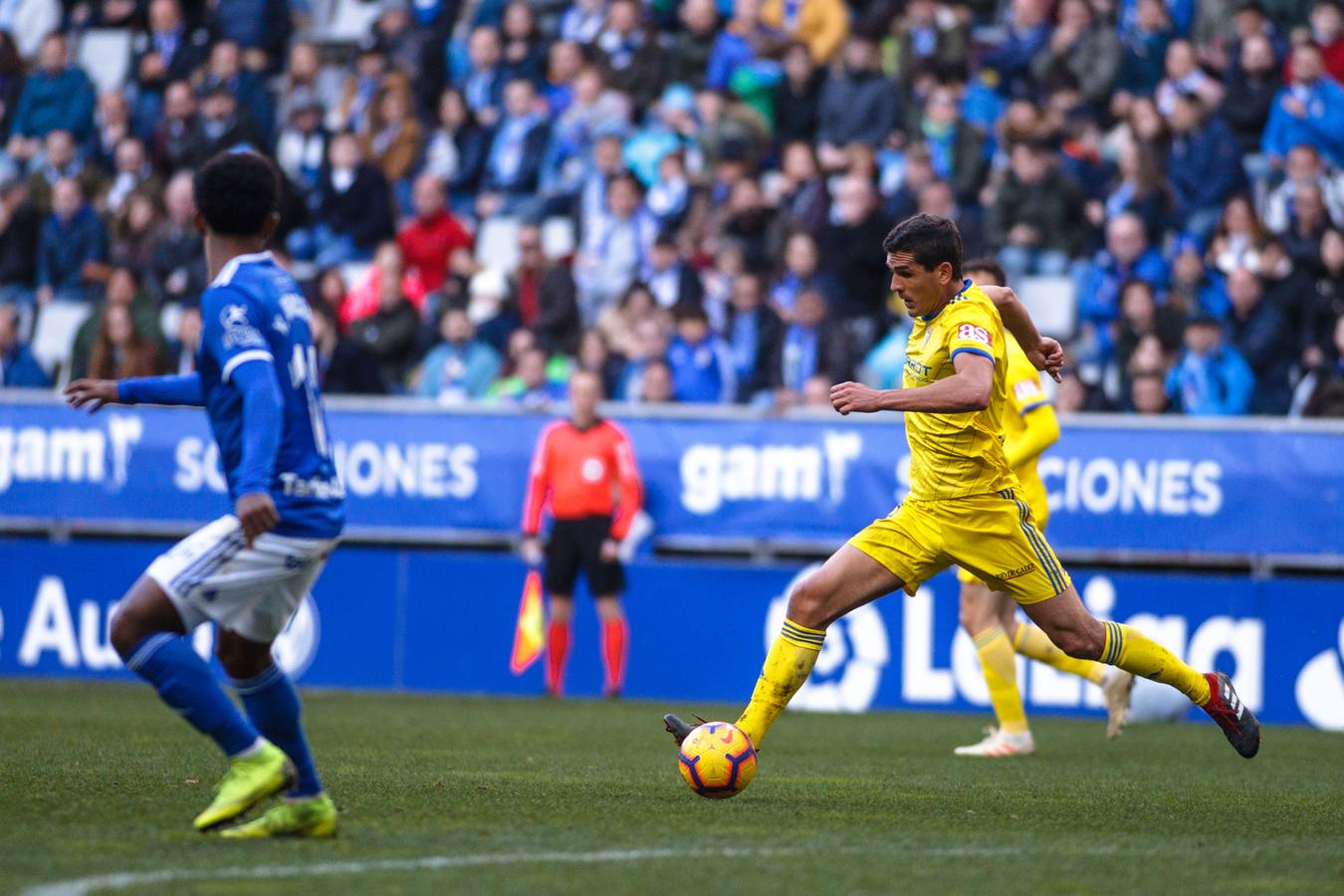 El Oviedo-Cádiz CF (2-1), en imágenes