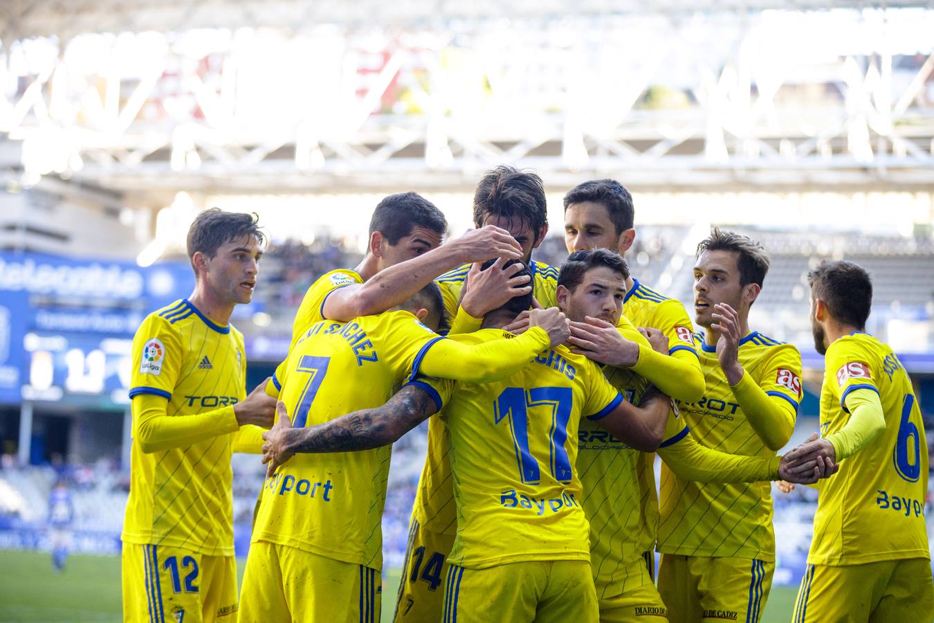 El Oviedo-Cádiz CF (2-1), en imágenes