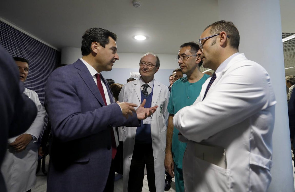 La primera visita del presidente de la Junta Juanma Moreno a Córdoba, en imágenes