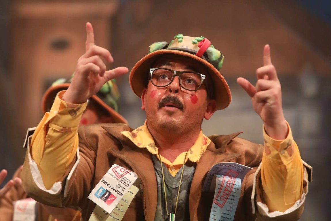 FOTOS: Chirigota Los Morosos en el COAC 2019