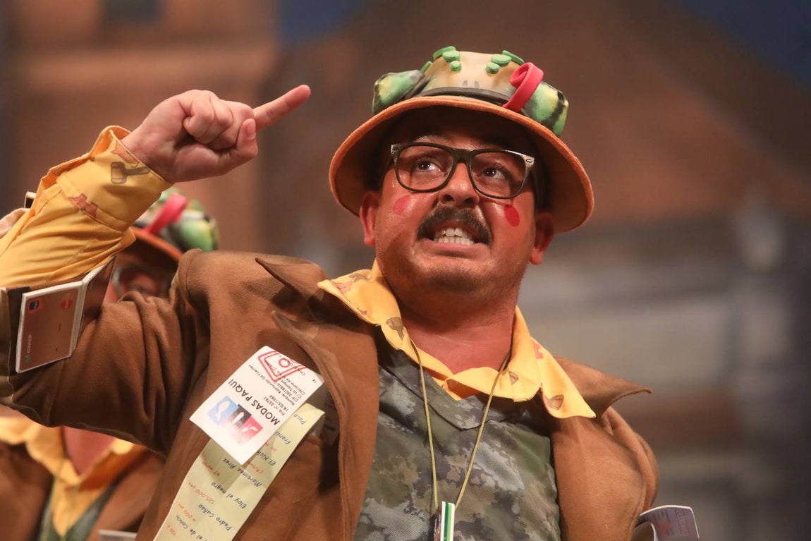 FOTOS: Chirigota Los Morosos en el COAC 2019