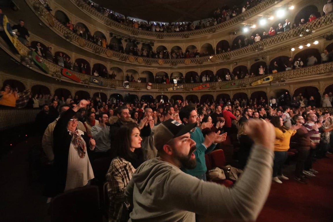 FOTOS: Chirigota Los Morosos en el COAC 2019