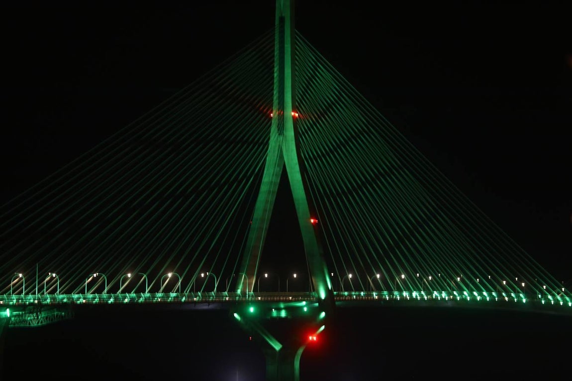 El Segundo Puente, de verde para concienciar sobre el cáncer