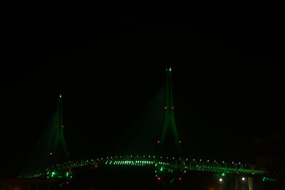 El Segundo Puente, de verde para concienciar sobre el cáncer