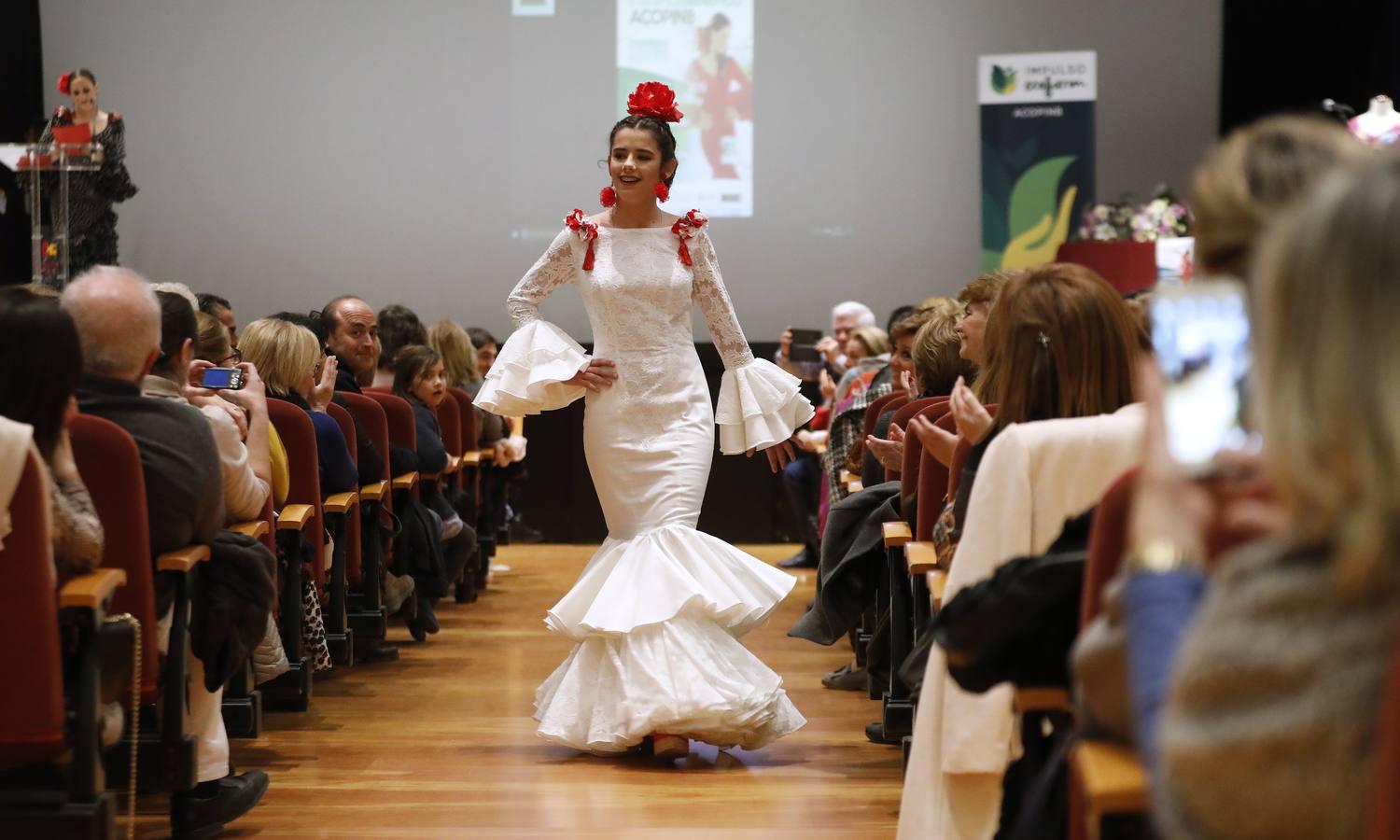 El desfile benéfico de Acopinb de Córdoba, en imágenes