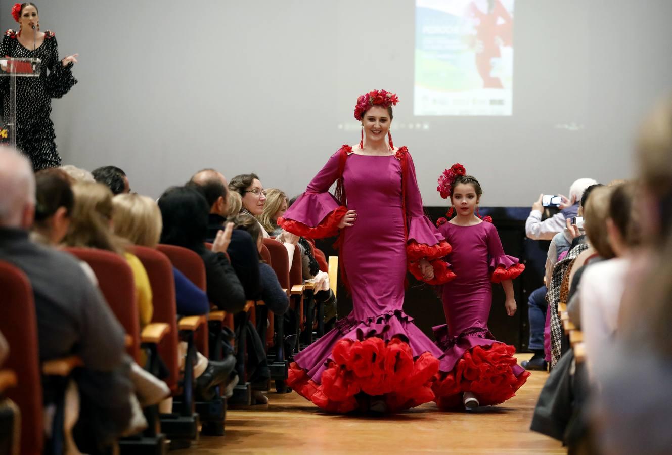 El desfile benéfico de Acopinb de Córdoba, en imágenes