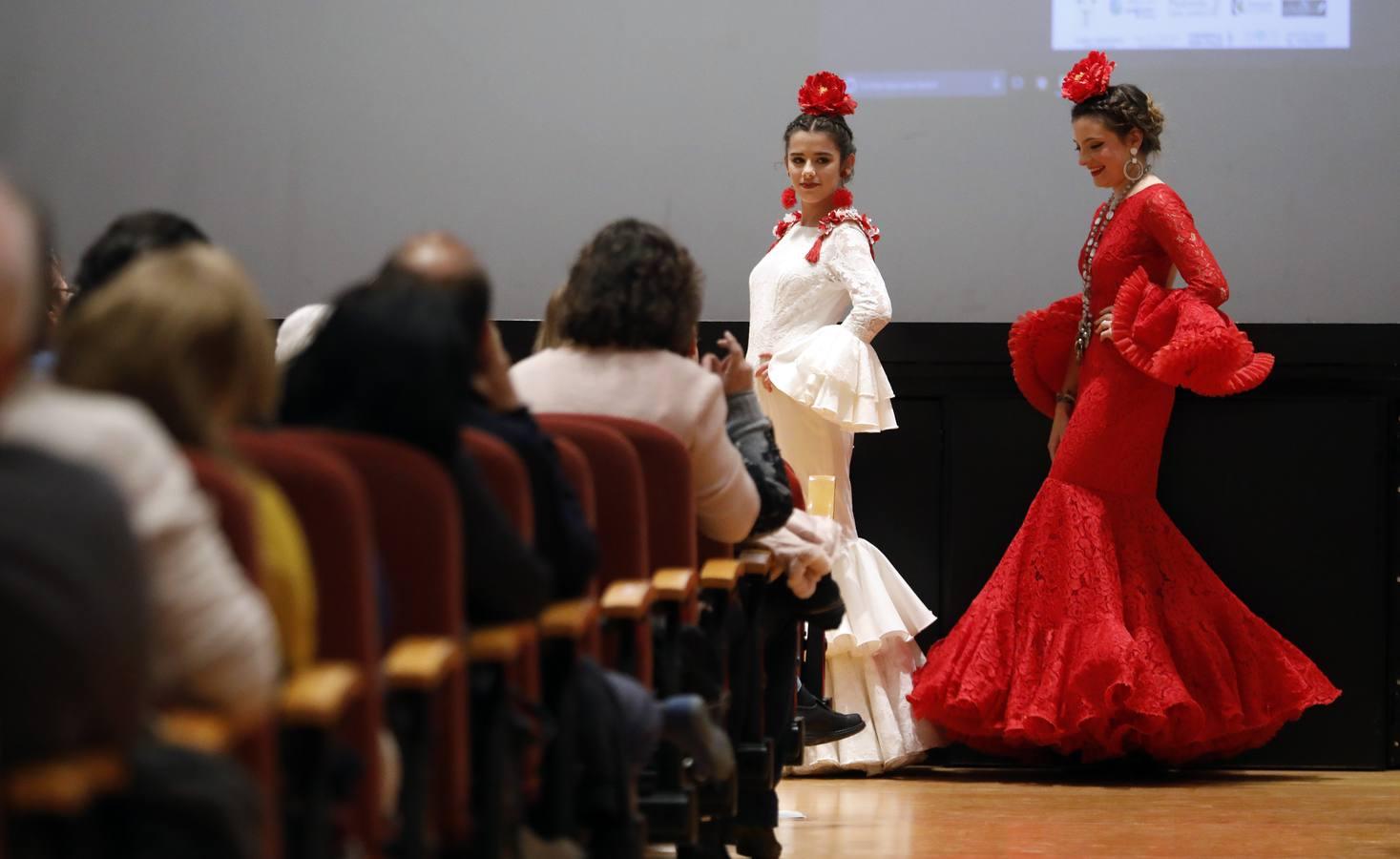 El desfile benéfico de Acopinb de Córdoba, en imágenes