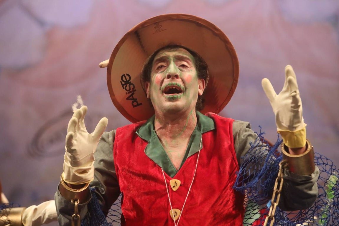 FOTOS: chirigota Los fantasmíbiris mamarrachíbiris del templo de las coplíbiris