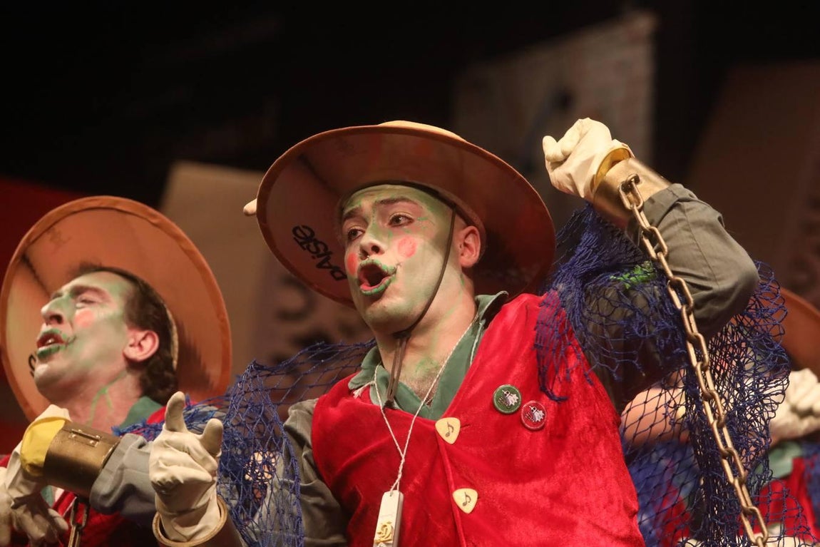 FOTOS: chirigota Los fantasmíbiris mamarrachíbiris del templo de las coplíbiris