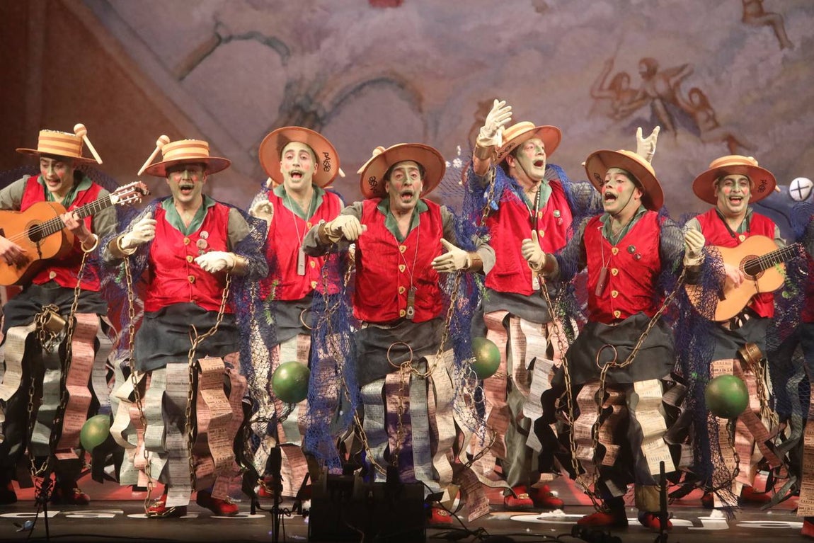 FOTOS: chirigota Los fantasmíbiris mamarrachíbiris del templo de las coplíbiris