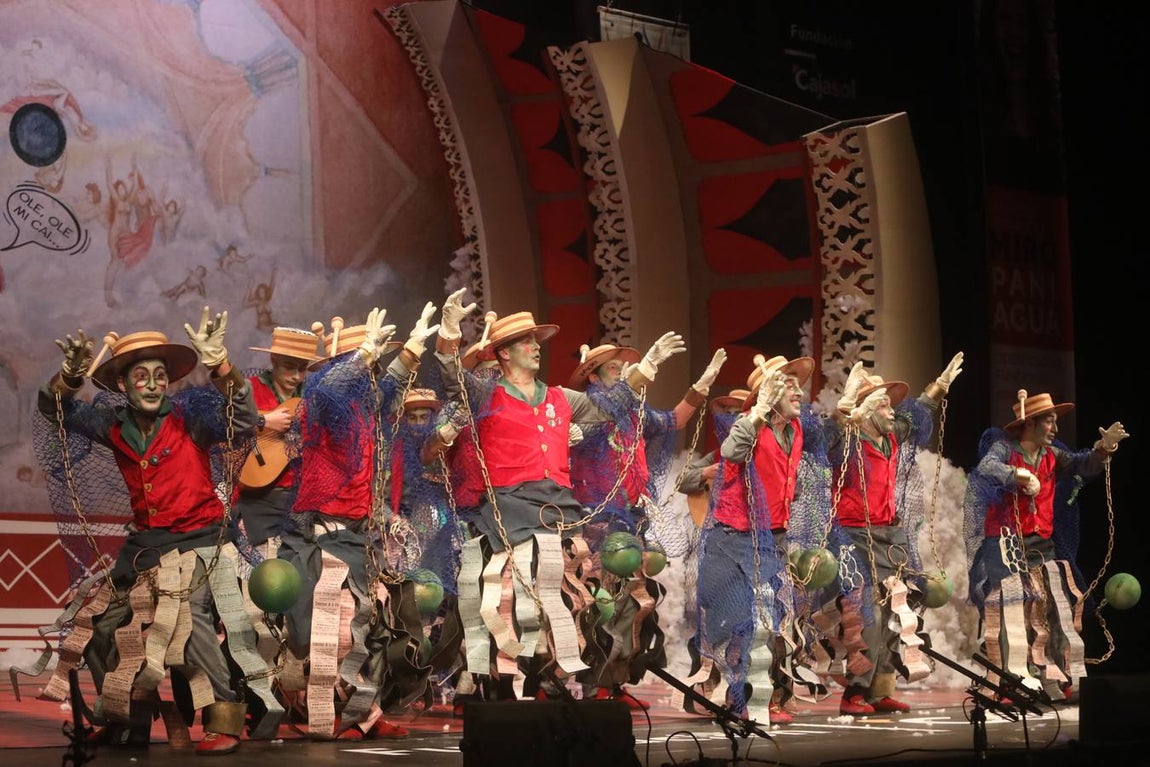 FOTOS: chirigota Los fantasmíbiris mamarrachíbiris del templo de las coplíbiris