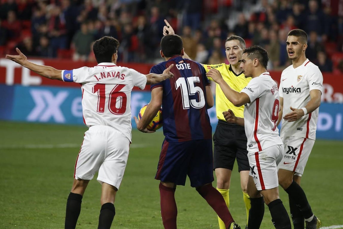 Las mejores imágenes del Sevilla - Eibar (2-2)