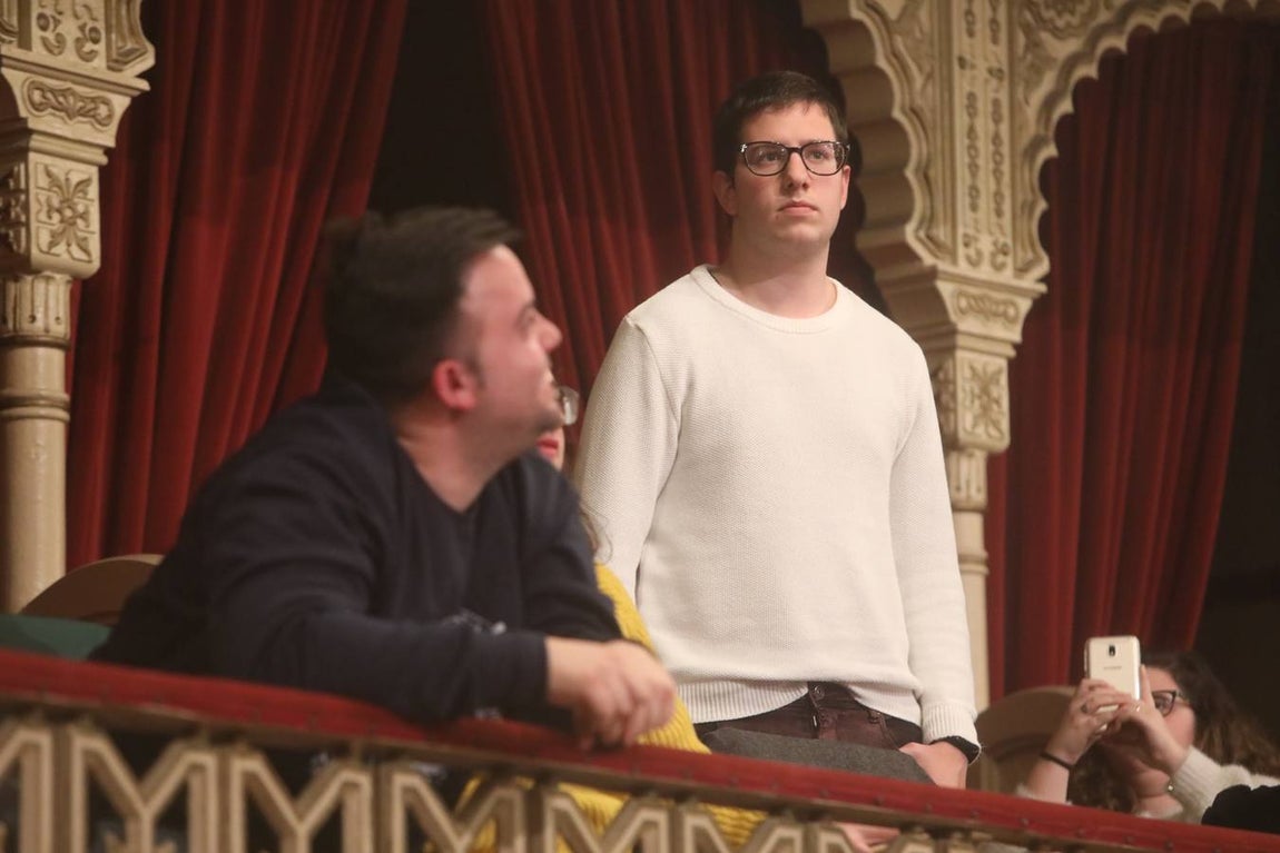 ¿Estás en la sesión de domingo del COAC en el Falla? ¡Búscate!